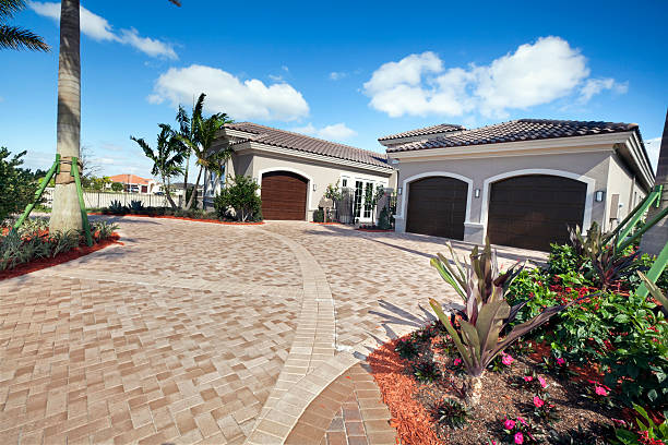 Best Local Driveway Pavers  in Waukegan, IL