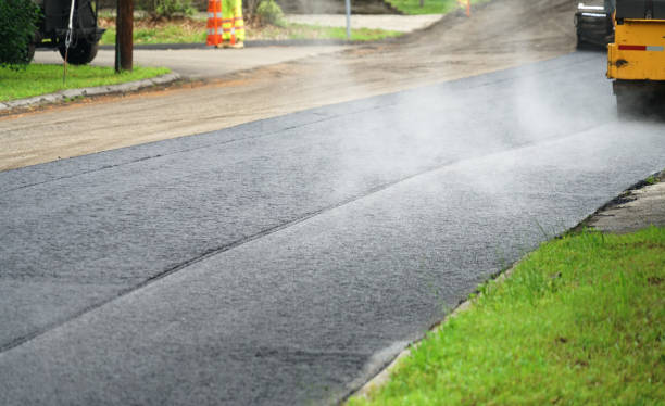 Best Driveway Paver Sealing  in Waukegan, IL